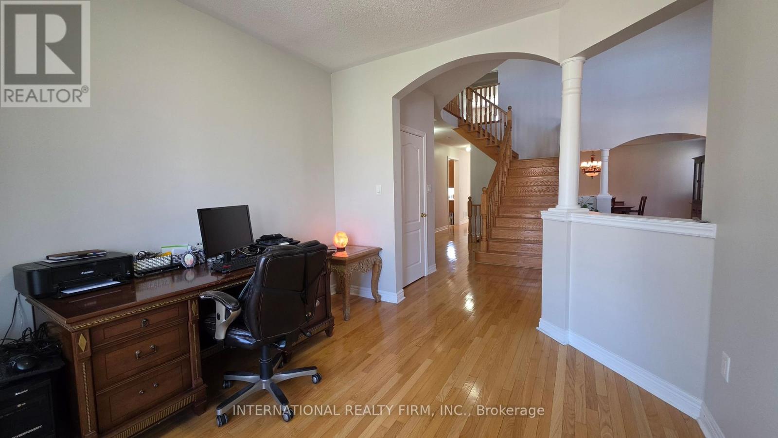 30 O'Hara Crescent Southeast, Richmond Hill, ON photo 3