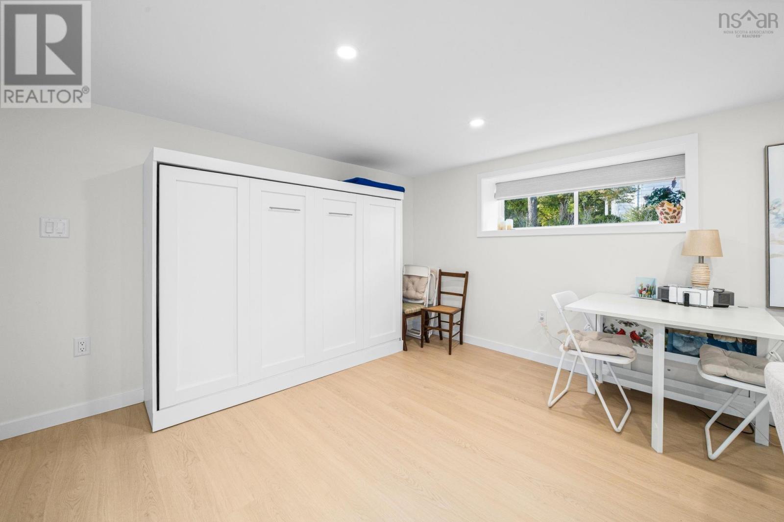 6029 Inglis Street - 38