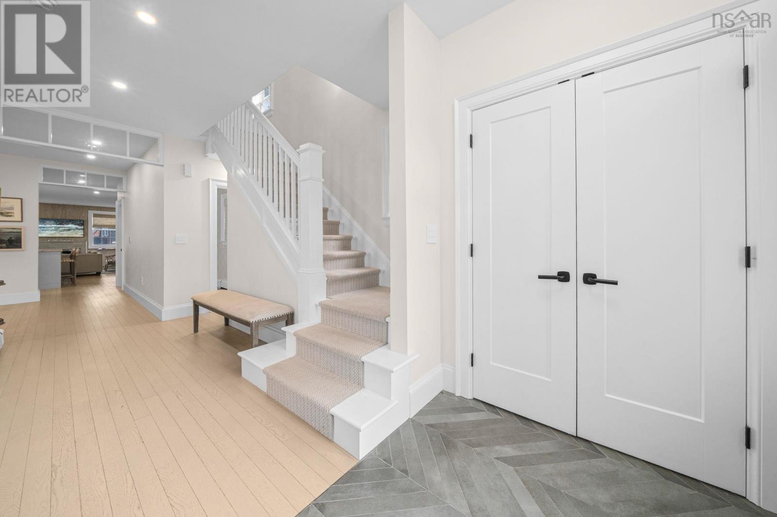 6029 Inglis Street - 34