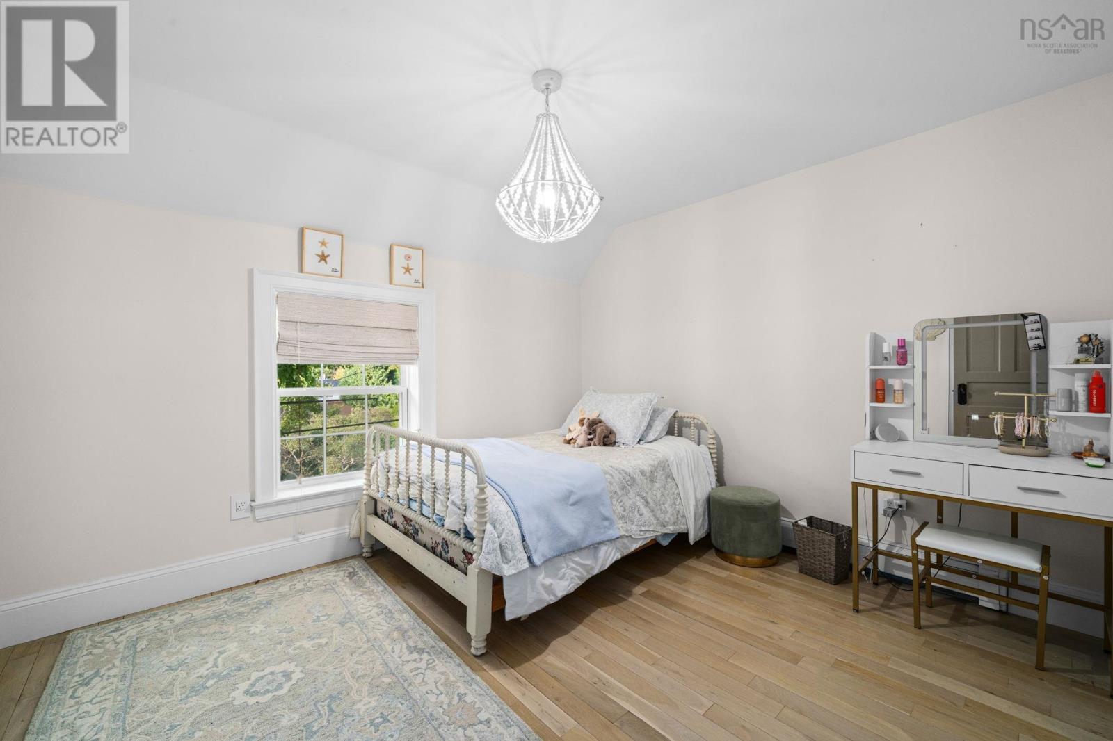 6029 Inglis Street - 26