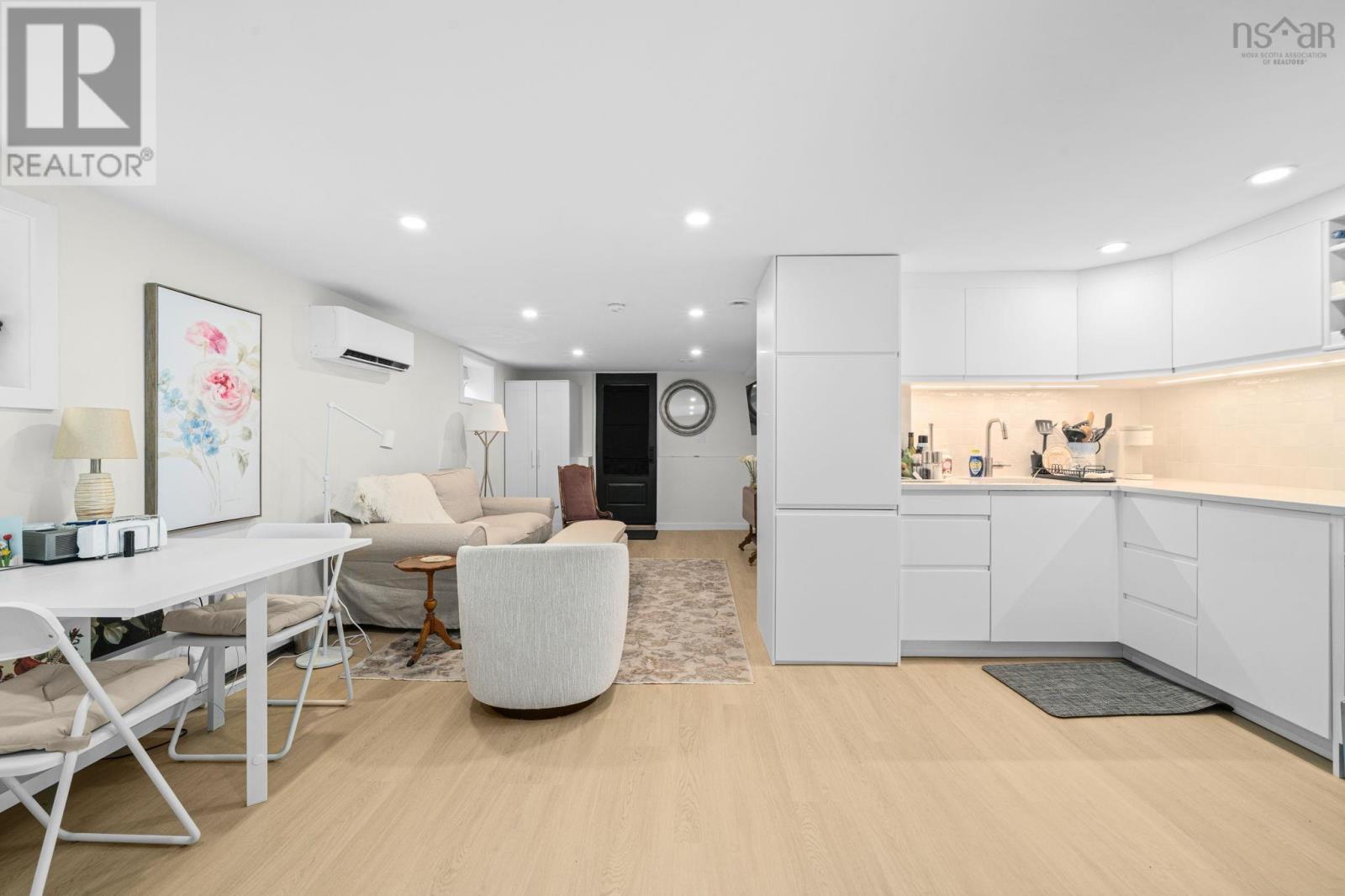 6029 Inglis Street - 37