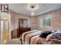 215, 10 Sierra Morena Mews Sw, Calgary, AB T3H3K5 Photo 8