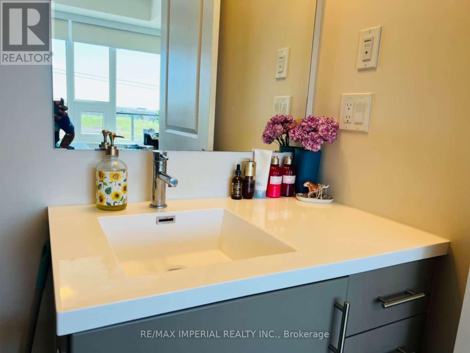 3200 William Coltson Avenue — photo 15