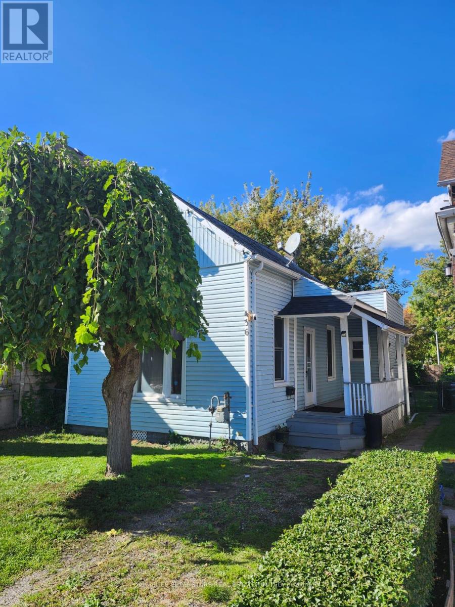 436 Elliott Street West, Windsor, ON photo 1