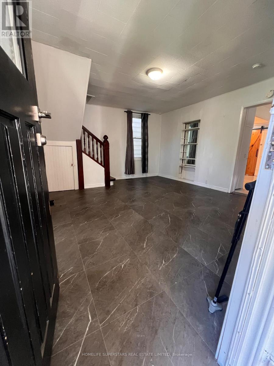 436 Elliott Street West, Windsor, ON photo 8