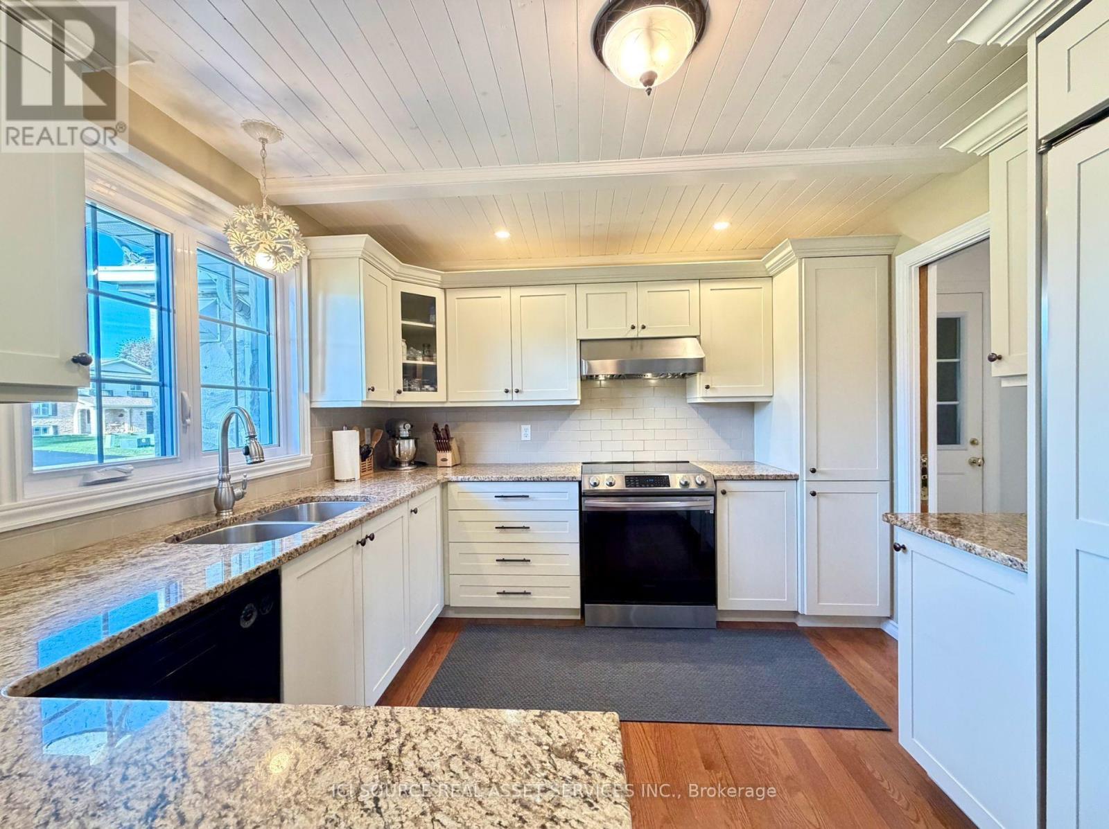 1920 Belvedere Crescent, Cornwall, ON photo 10