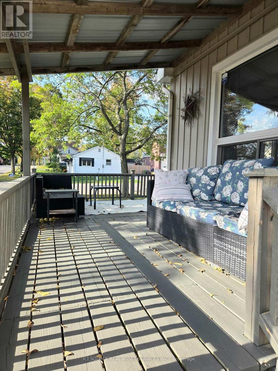 500 St Andrew Street, Norfolk, ON photo 5