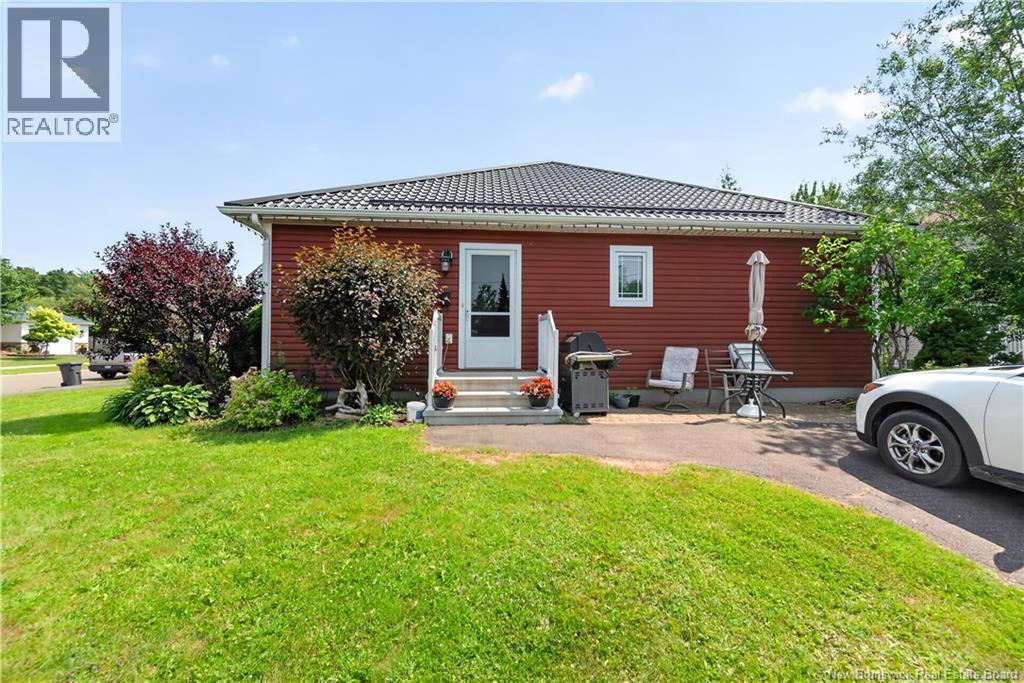 102 Fortune, Dieppe New Brunswick