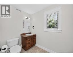 Family room - 102 Fortune, Dieppe, NB E1A8T7 Photo 16