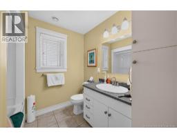102 Fortune, Dieppe, NB E1A8T7 Photo 43