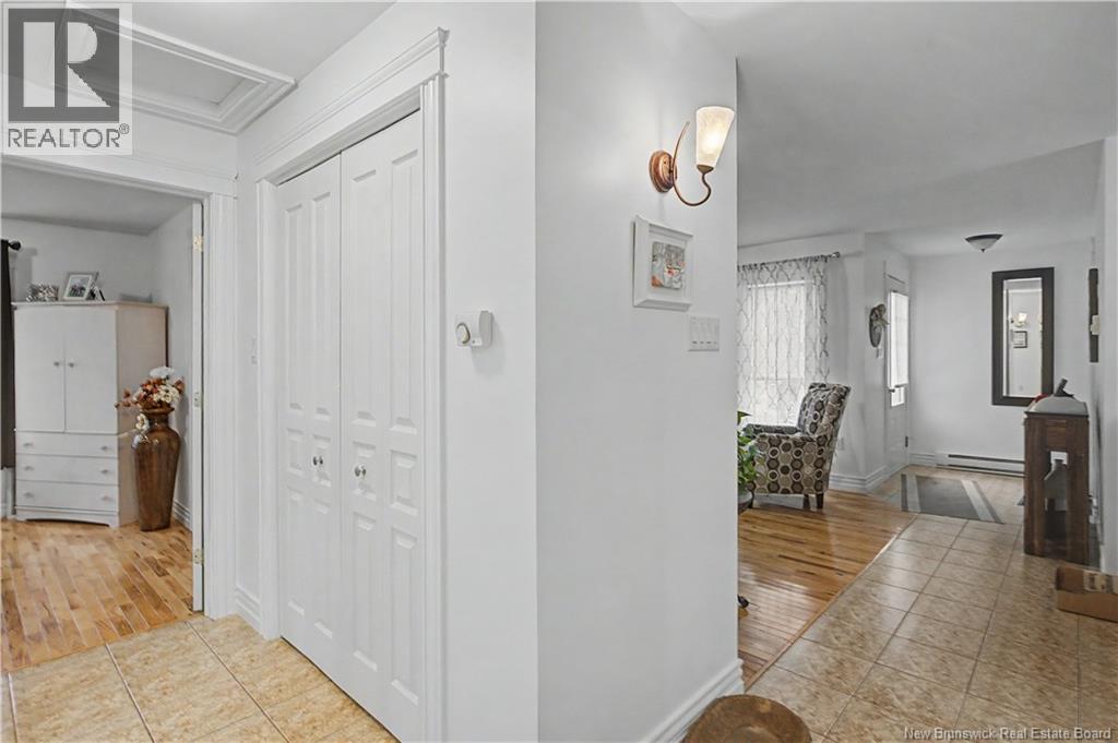 13 Rue Des Plaines Street - 11