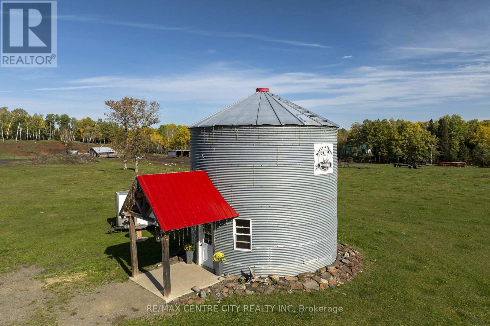 98 Whittaker Road — photo 26