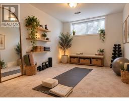 19 Brookwood Court, Toronto, ON M3C1C1 Photo 13
