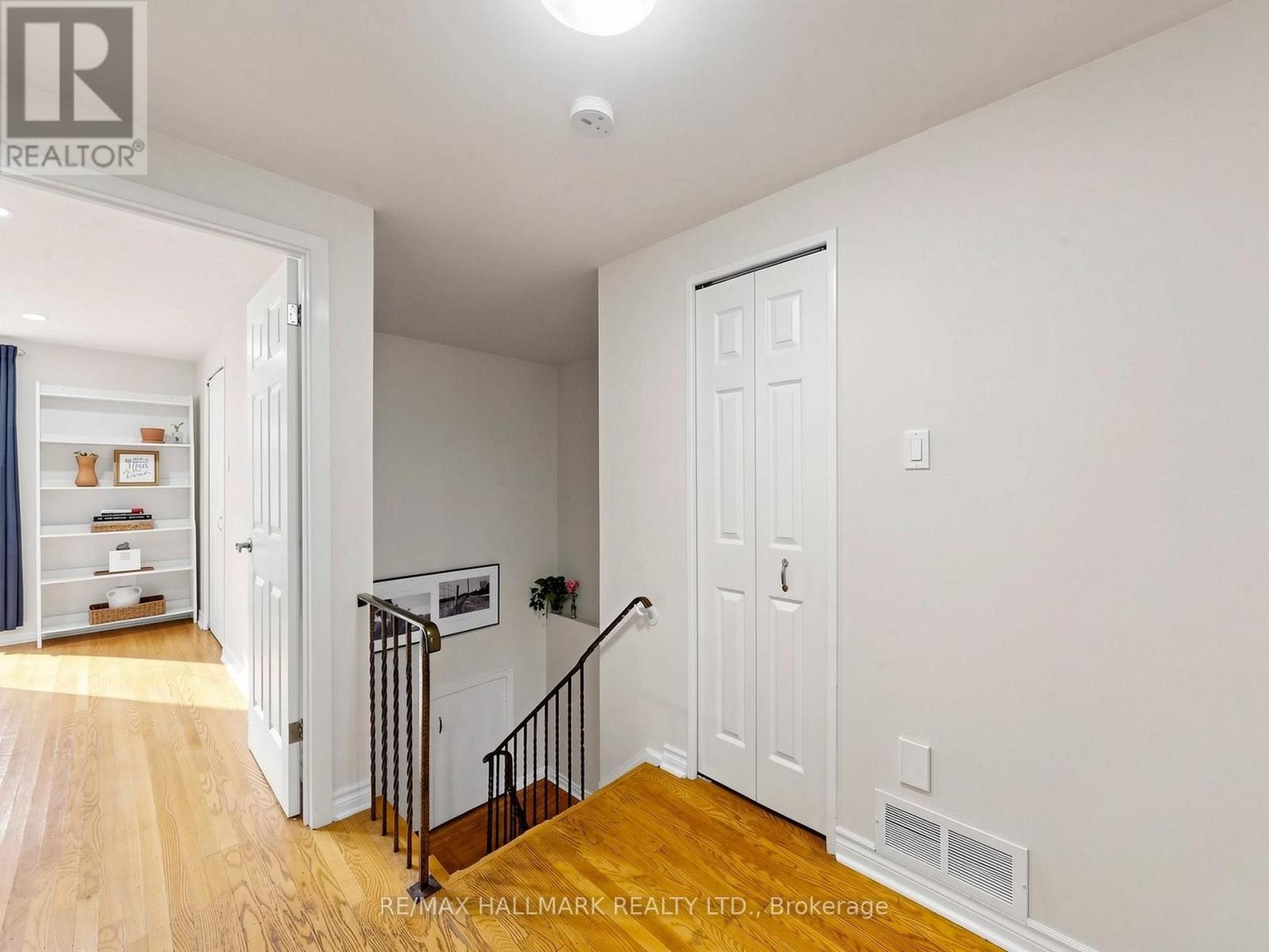 282 Royal Orchard Boulevard, Markham, ON photo 19