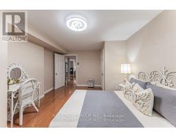 93 Sunbird Boulevard, Georgina, ON L4P3V8 Photo 10