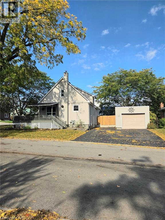 500 St Andrew Street — photo 3