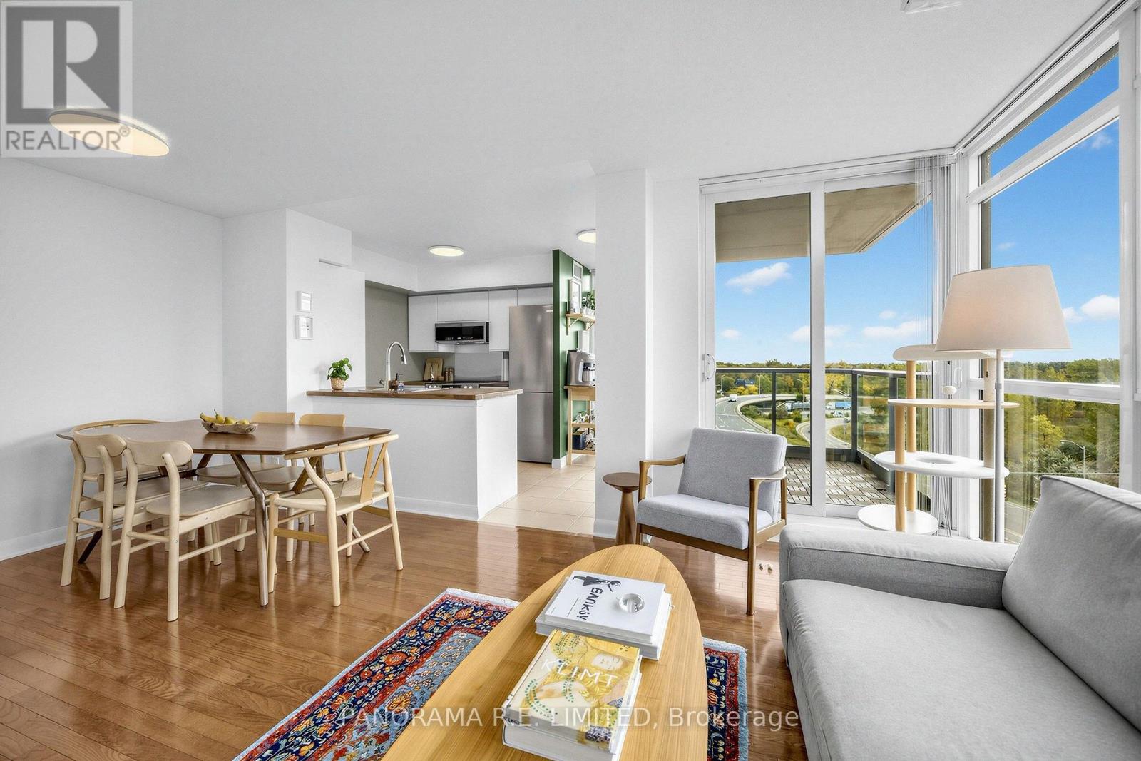 225 Sherway Gardens Road — photo 2