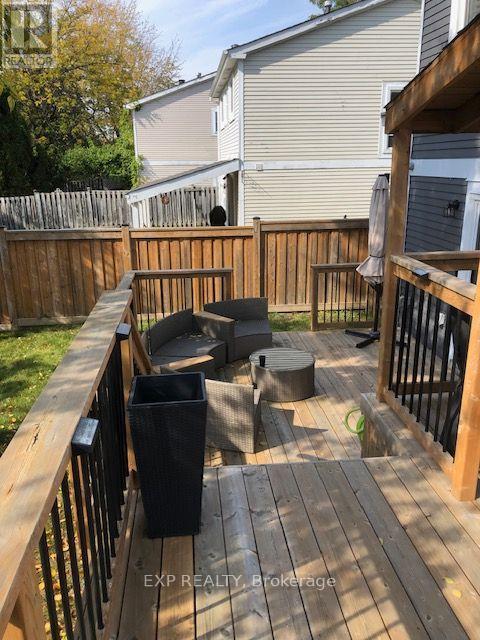 30 Somerset Drive — photo 11