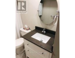 30 Somerset Drive, Brampton, ON L6Z1C7 Photo 9