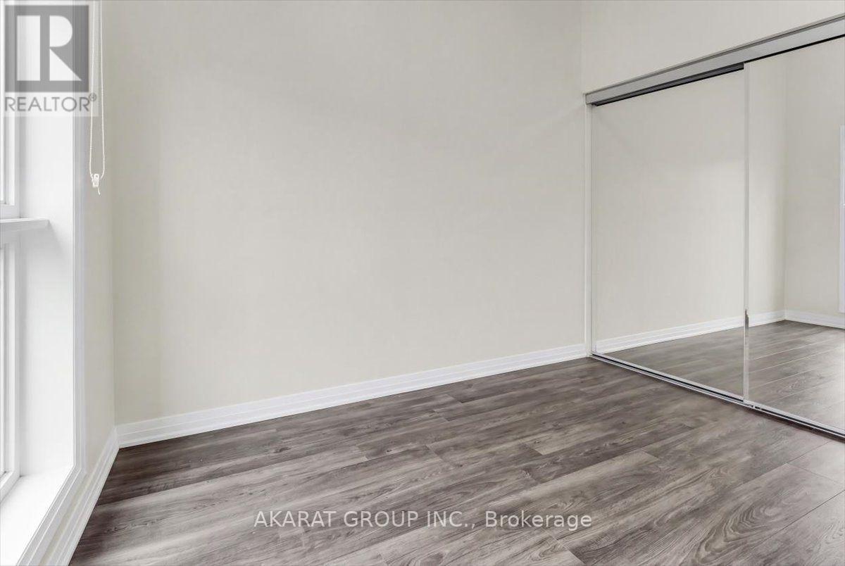 128 Grovewood Common — photo 16