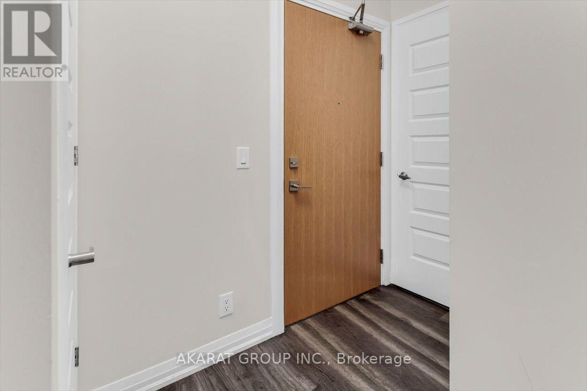 128 Grovewood Common — photo 4