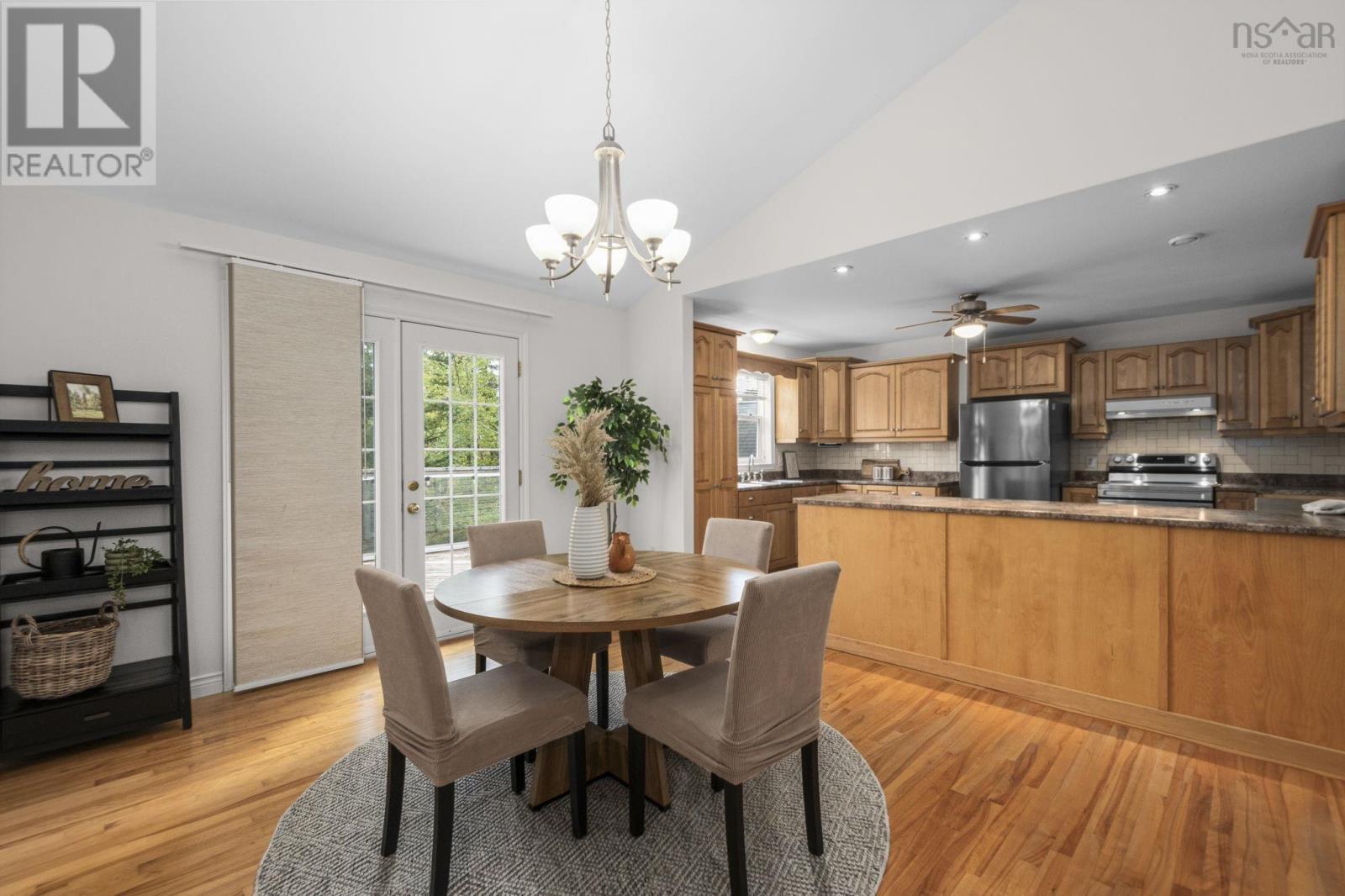 521 Piggott Avenue - 9