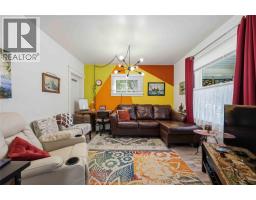 Living room - 230 Ontario Street, Sarnia, ON N7T1L4 Photo 7
