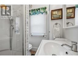 230 Ontario Street, Sarnia, ON N7T1L4 Photo 24