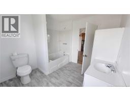 Living room - 2104 Nb-160, Saint Sauveur, NB E8L1P2 Photo 6