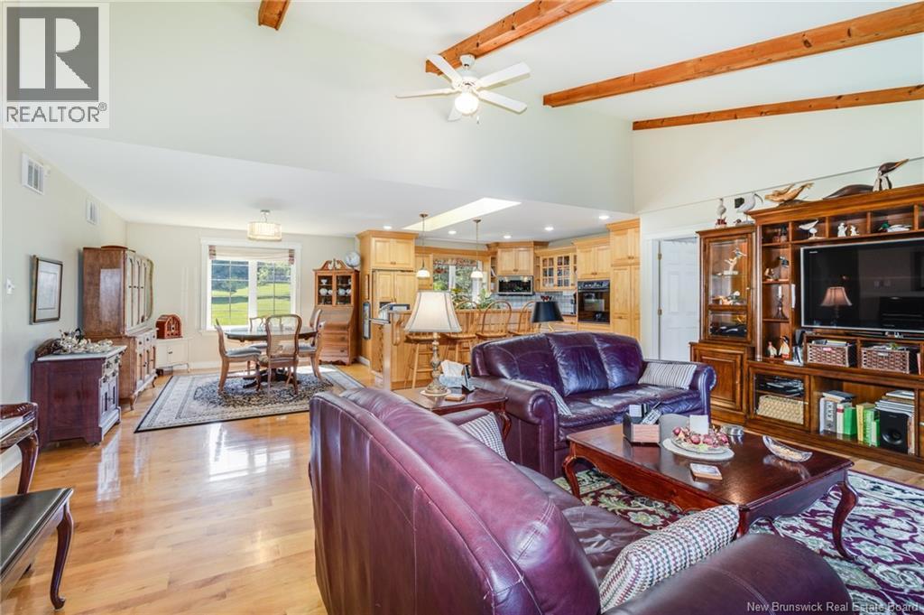 14 Eagle Court - 27