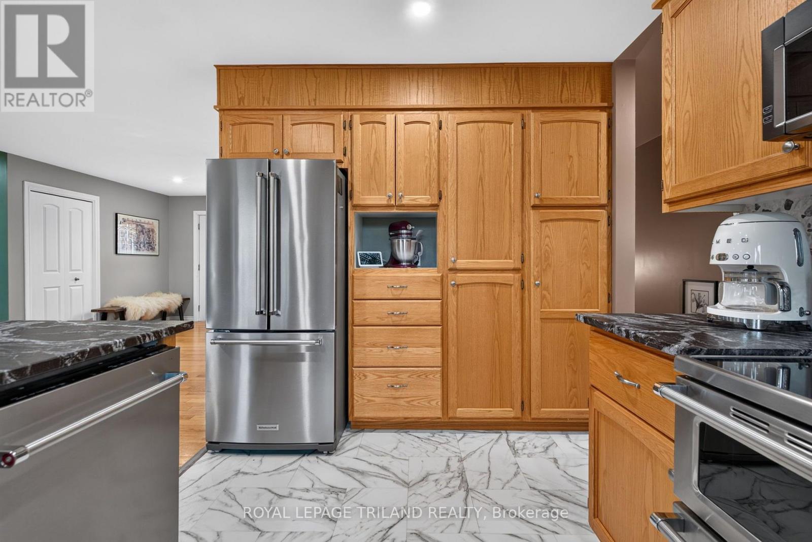 8578 Vance Drive — photo 26