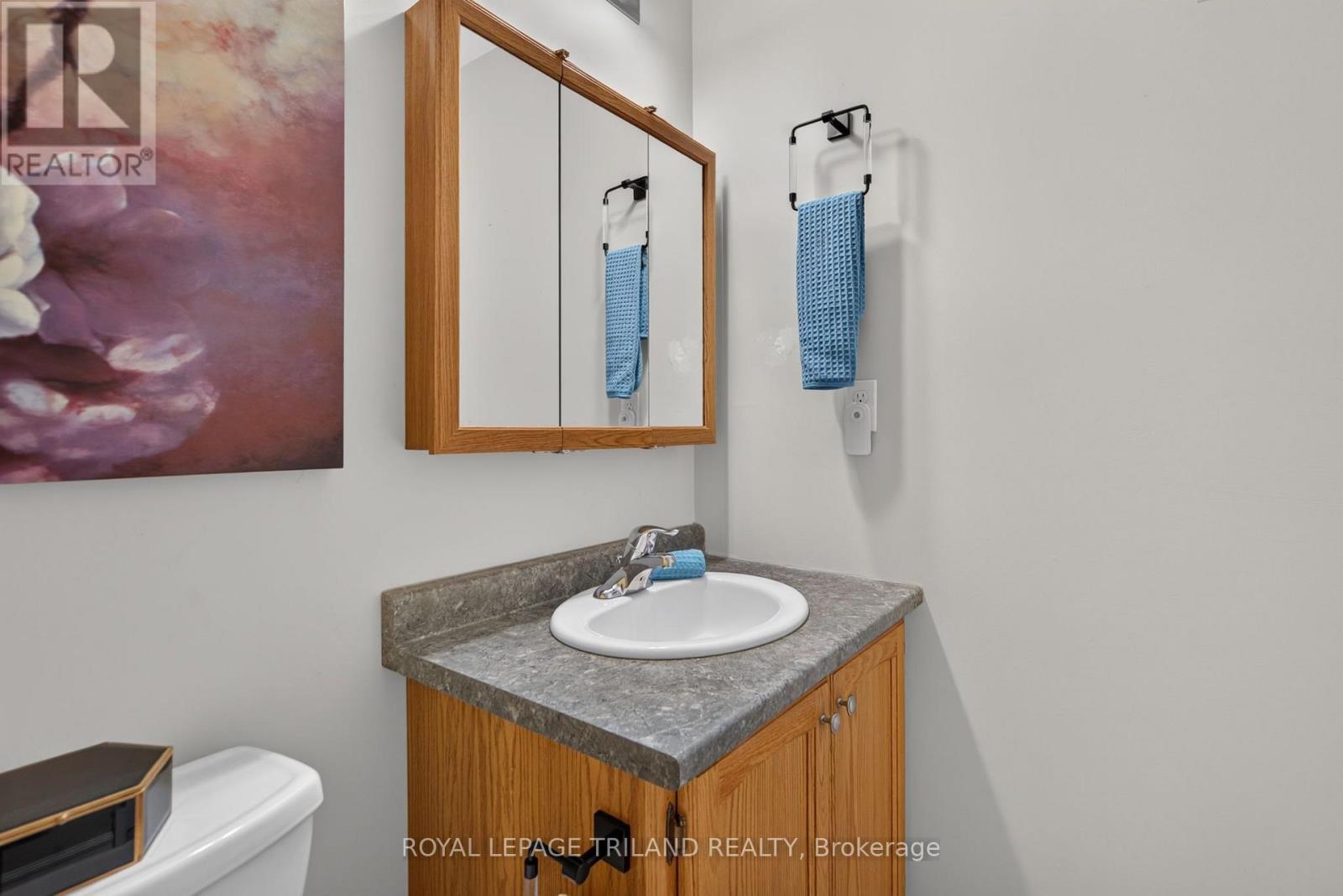 8578 Vance Drive — photo 30
