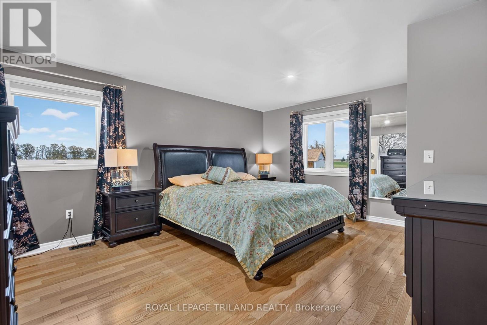 8578 Vance Drive — photo 32