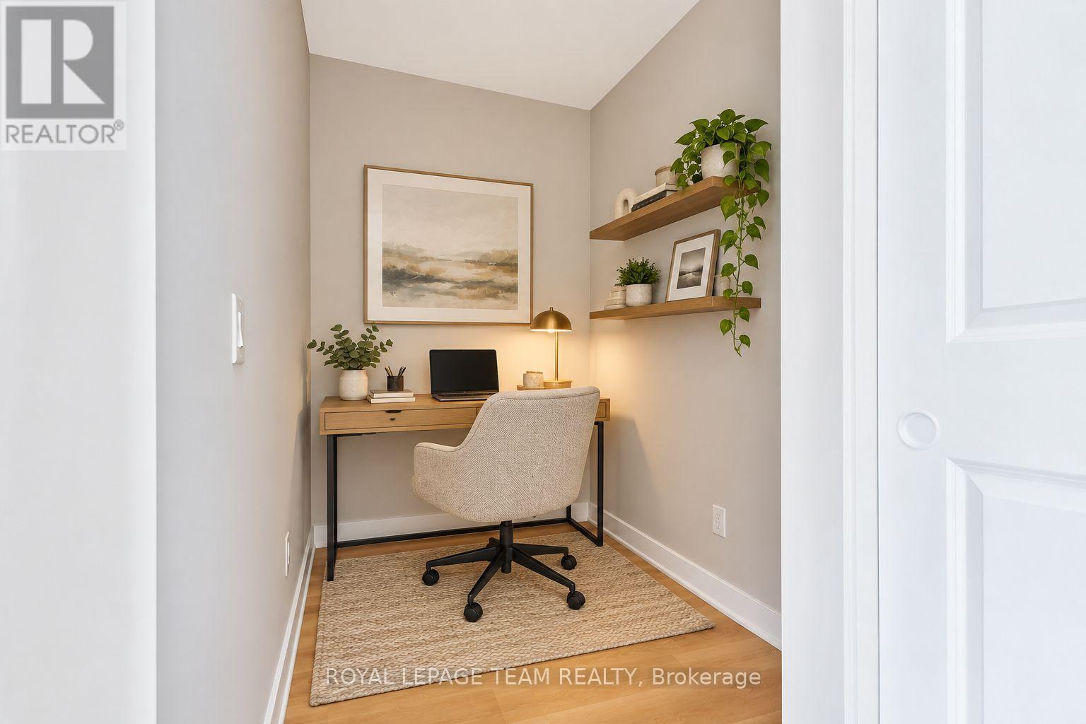 2370 Tenth Line Road — photo 11