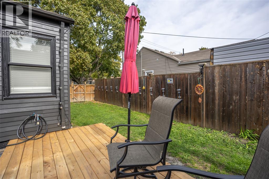 549 Cromwell Street — photo 15