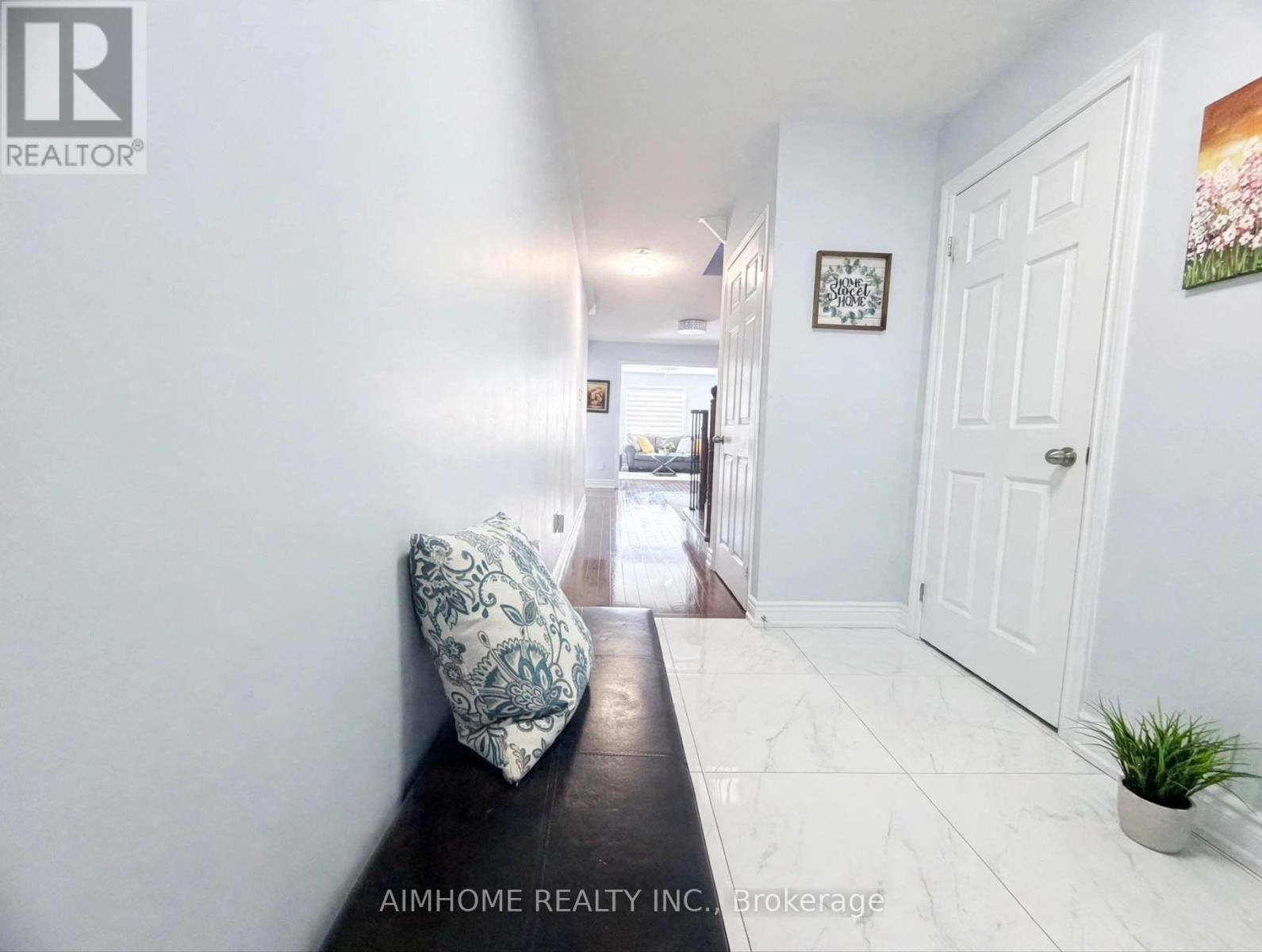 673 Caboto Trail, Markham, ON photo 3