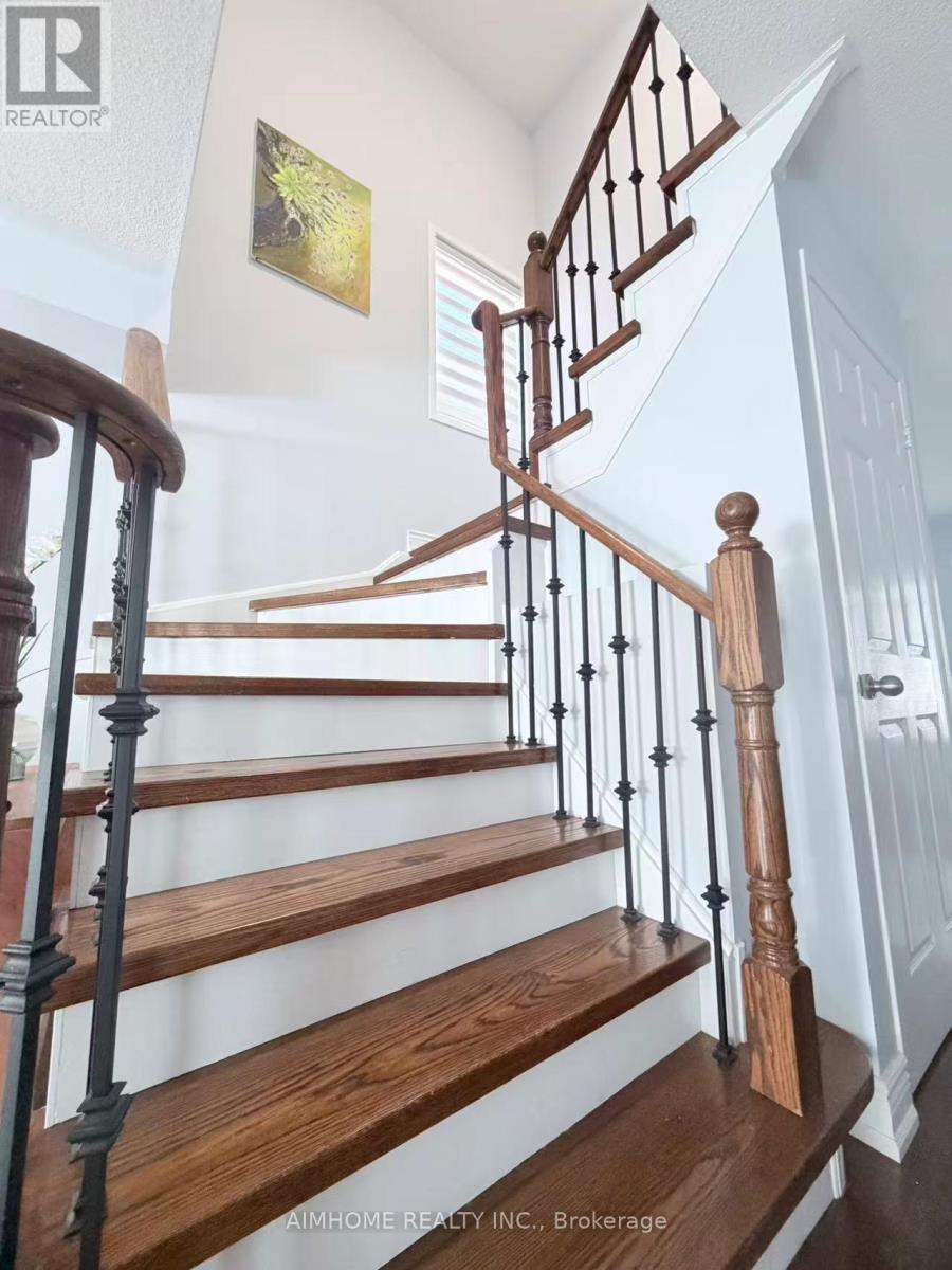673 Caboto Trail, Markham, ON photo 9