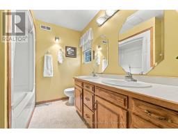 51 Golf Course Road, Magnetawan, ON P0A1P0 Photo 18