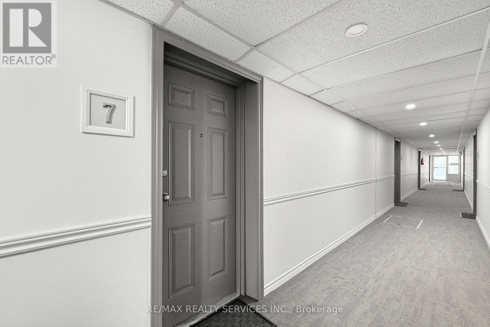 1140 Tavistock Drive — photo 23