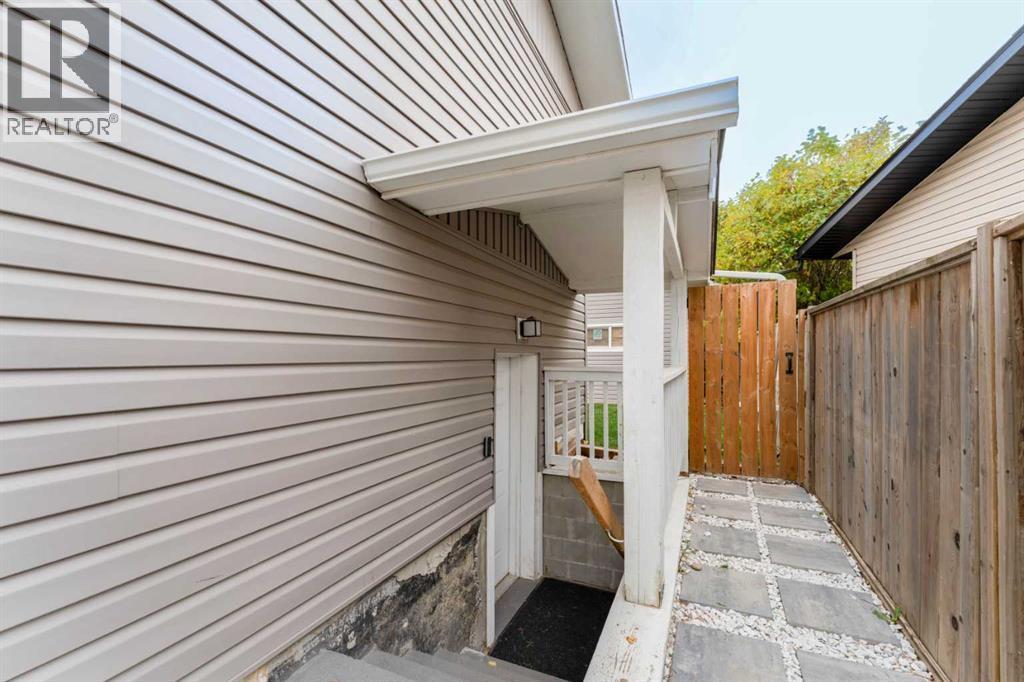 1135 penrith Crescent SE - photo 27