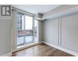 734 - 830 Lawrence Avenue W, Toronto, ON M6A0A2 Photo 13