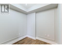 734 - 830 Lawrence Avenue W, Toronto, ON M6A0A2 Photo 9