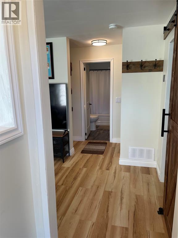 580 Cromwell Street — photo 8