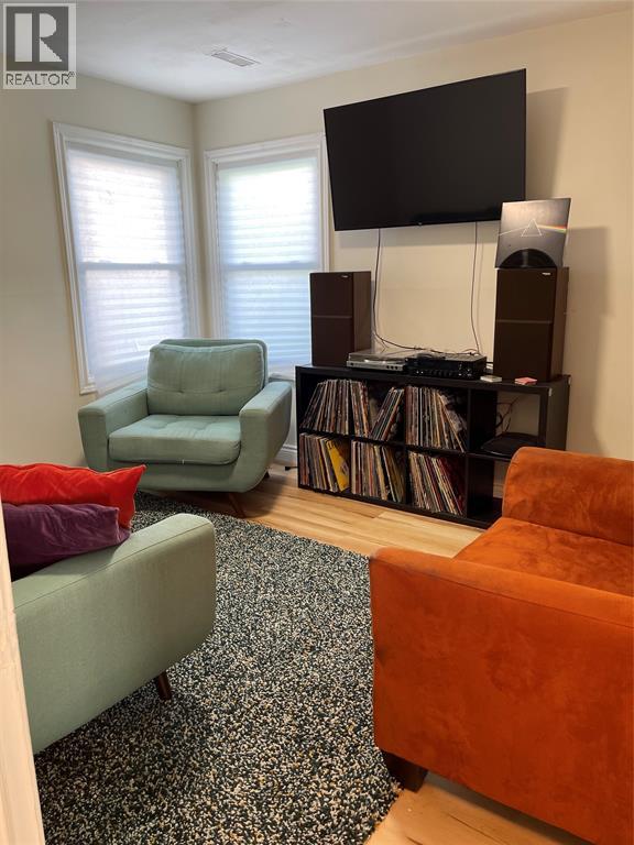 580 Cromwell Street — photo 16
