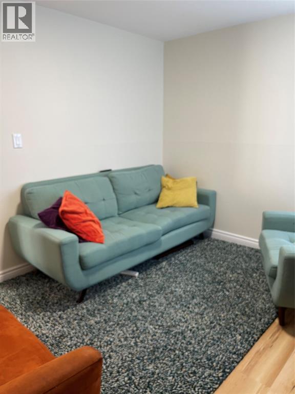 580 Cromwell Street — photo 17
