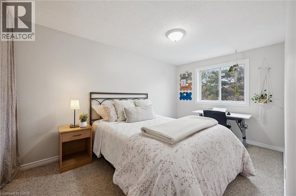 246 PATRICIA Road - 21
