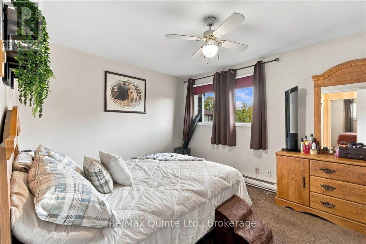 17- 17 Tiffany Place, Quinte West, ON photo 10