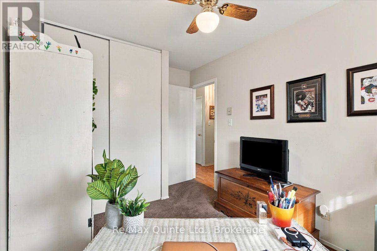 17- 17 Tiffany Place, Quinte West, ON photo 18
