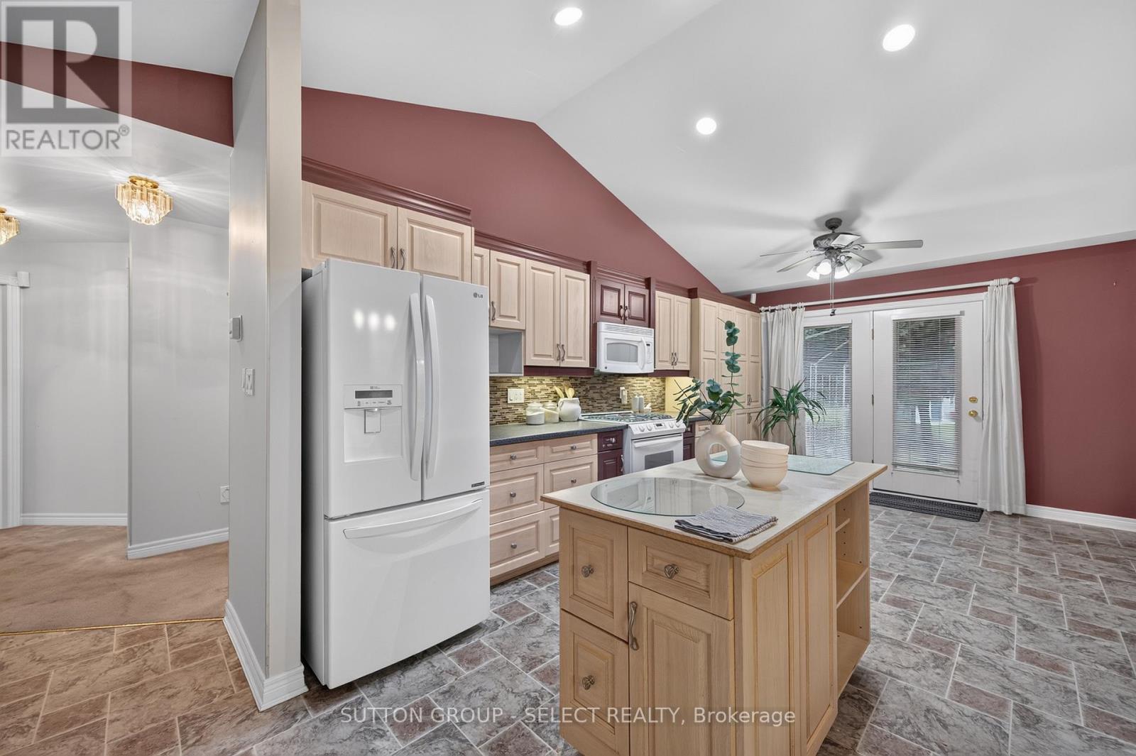 8 Kennedy Court — photo 16