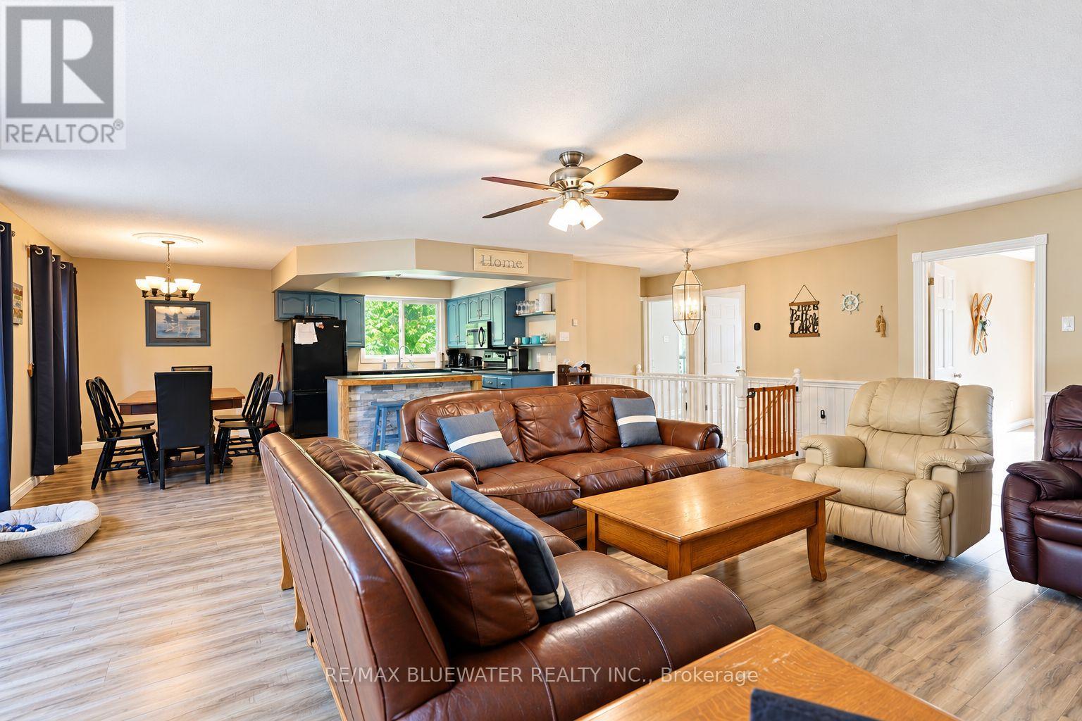8437 Defore Drive — photo 20